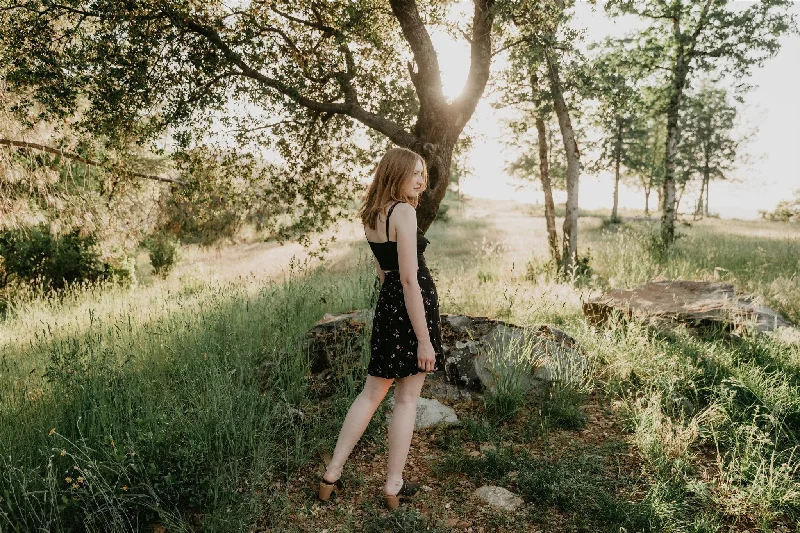 Rah Rah Skirt in Floral Dark Floral