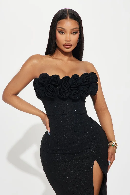 Dozen Roses Gown - Black